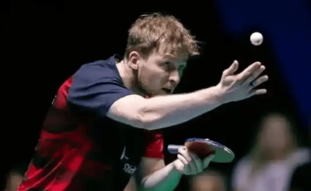 不少球迷表 不少球迷表