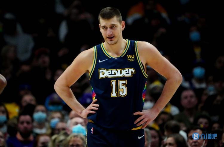 的比分只是 的比分只是