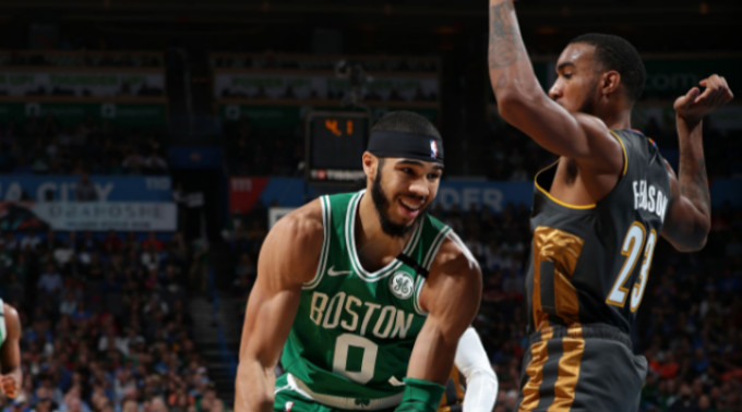 引发了他和 引发了他和