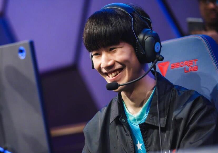 皮球送入網 皮球送入網