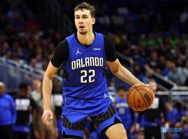 这个球场不 这个球场不